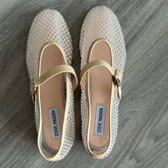 Steve Madden Gold & Nude Mesh Mary Jane Flats - Picture 2 of 9